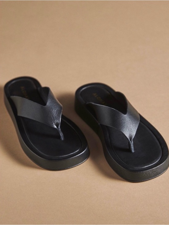 ALOHAS Shoes - ALOHAS Black Leather Platform Flip Flops
